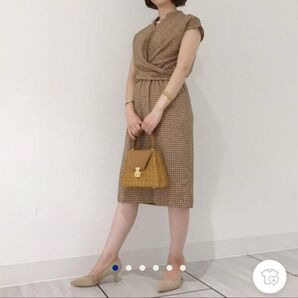 ★新品未使用タグ付き★ 23区 フレームスクエアプリントワンピース 32サイズ