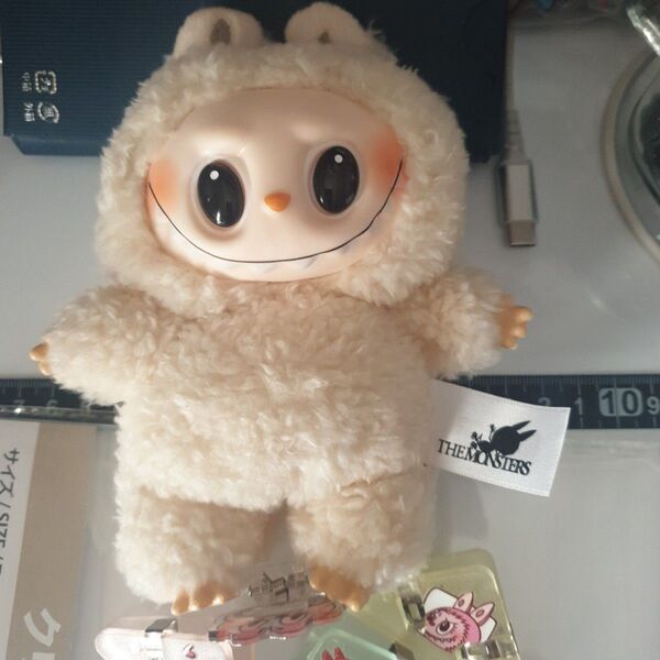 LABUBU ぬいぐるみ