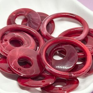 45. マーブルMIX ビーズチャーム レッド