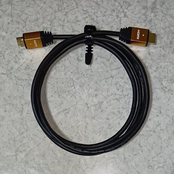 中古)HDMIケーブル2m 4K HDM20-883GD ホーリック