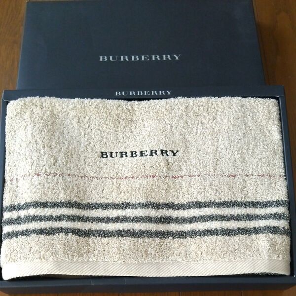 BURBERRY 大判 バスタオル ベージュ