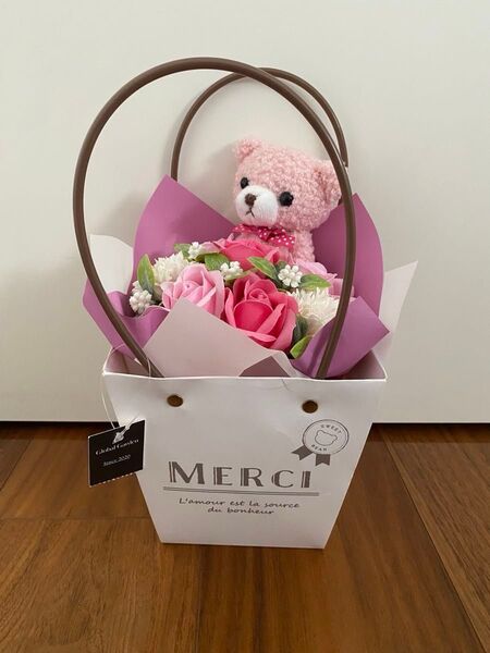 スタンドベアブーケ 造花 くまちゃんフラワー 花束 花びら入浴剤