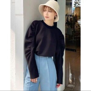新品☆EMODA☆カーブギャザートップス