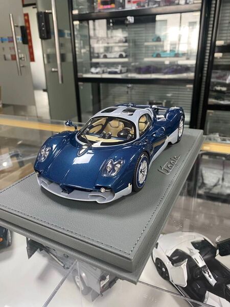 未使用 BBR モデル 1/18 パガーニ Utopia ブルーカーボン ミニカー 限定品