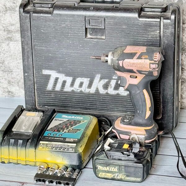 18Vバッテリー2個付き!マキタ 充電式インパクトドライバー TD148D