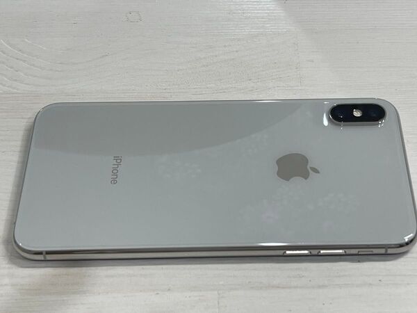 iPhoneXS Max シルバー 256GB バッテリー100%