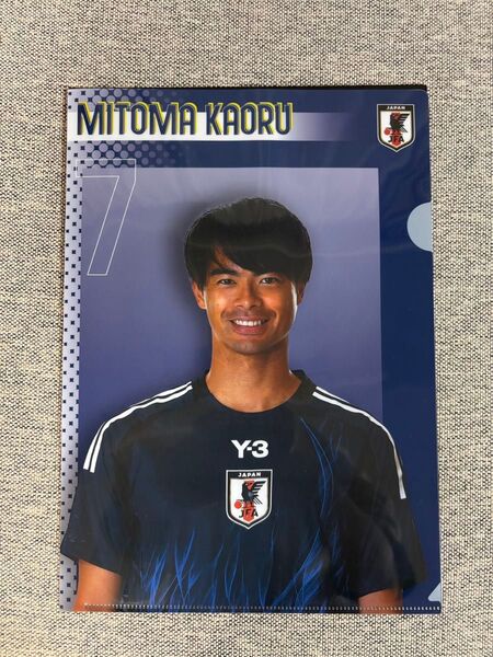 【新品】サッカー日本代表 三笘薫 クリアファイルコレクション フラットガシャポン A4クリアファイル