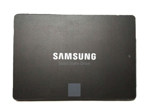 SAMSUNG 850 EVO 500GB 2.5in 7mm厚SSD MZ7LN500HMJP