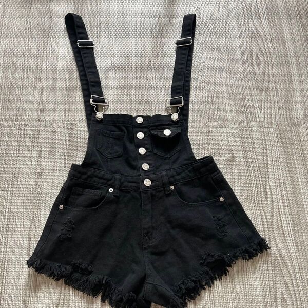 baby shoop ショートパンツ サロペット デニム オーバーオール S サイズ