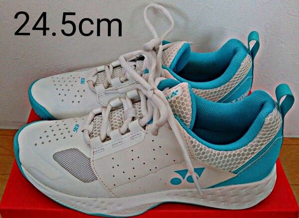 美品 YONEX テニスシューズ 24.5㎝ パワークッション106 SHT106