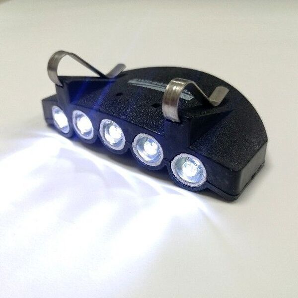LEDキャップライト キャンプ 懐中電灯 非常灯 防犯 作業 軽量 防災グッズ ヘッドライト ランタン 夜釣り 登山 犬の散歩