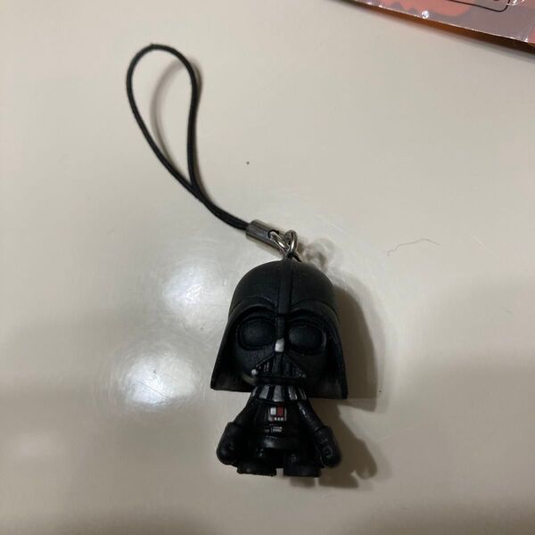 スターウォーズ ダースベイダー ストラップ フィギュア