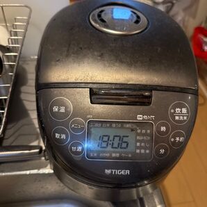 タイガー 3合炊き 炊飯器