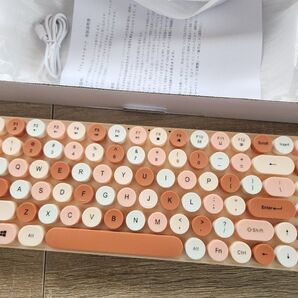 ワイヤレス キーボード USAレシーバー 充電式 タイプライター風