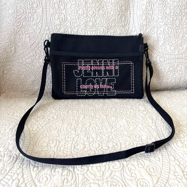 JENNI LOVE ジェニィラブ ミニショルダーバッグ サコッシュ ポシェットポーチ 黒ブラック ジェニー