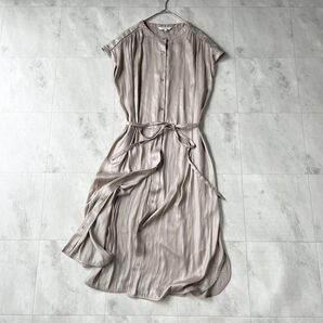 【美品】PLST シャイニーサテン ギャザーワンピース バンドカラー ベルト付き