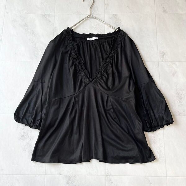 【美品】ADORE バルーンスリーブ Vネック カットソー プルオーバー M