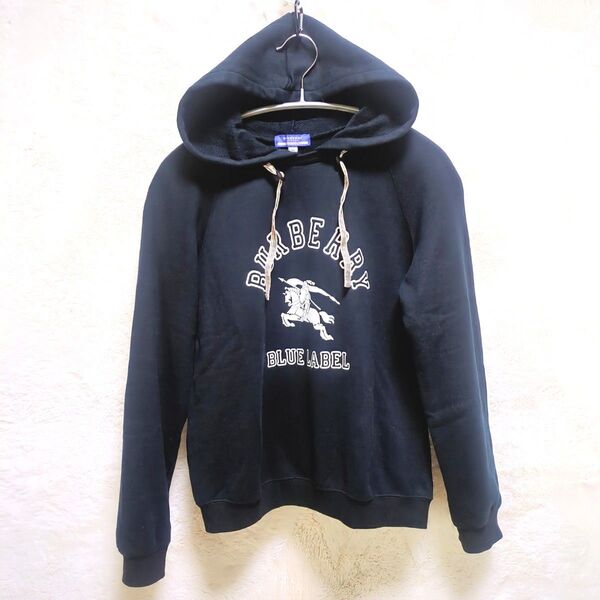 【美品】 BURBERRY BLUE LABEL パーカー プルオーバー フーディー シャドーホース ビッグロゴ ダークネイビー