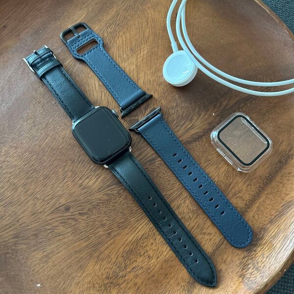 Apple watch series 6 スペースグレー 40mm 83% 本革ベルト 替えベルト付き 充電器 アップルウォッチ