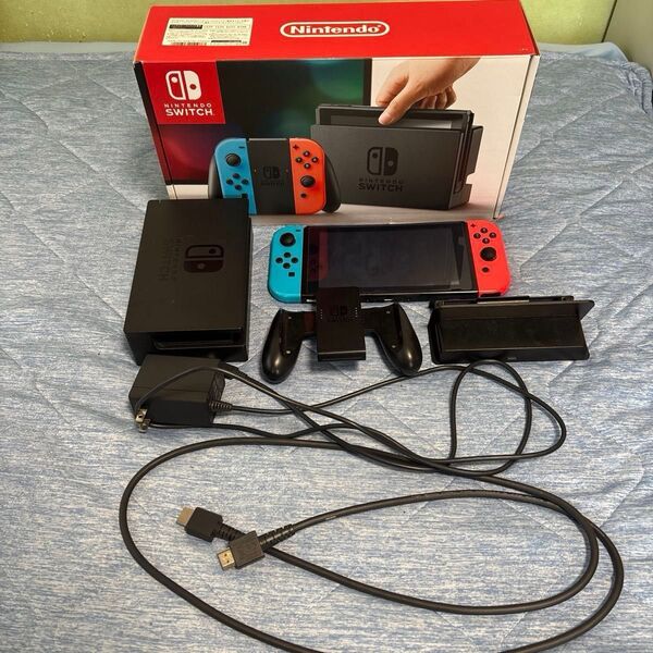Nintendo Switch ジャンク品 箱付き チャージスタンド付き ネオンブルー ネオンレッド 初期化 最終価格