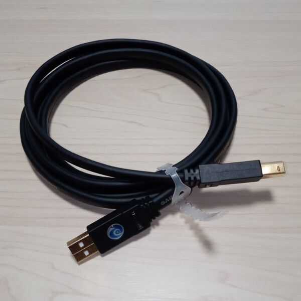 AIM エイム SHIELDIO UAC-F020 USBケーブル 2.0m