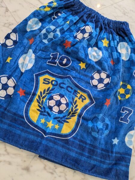 【新品タグ付き】ラップタオル プールタオル サッカー 60cm