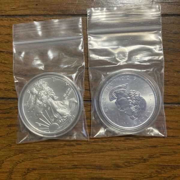 アメリカンイーグル リバティ カナダメープルリーフ銀貨 純銀 1オンス シルバー コイン 記念硬貨