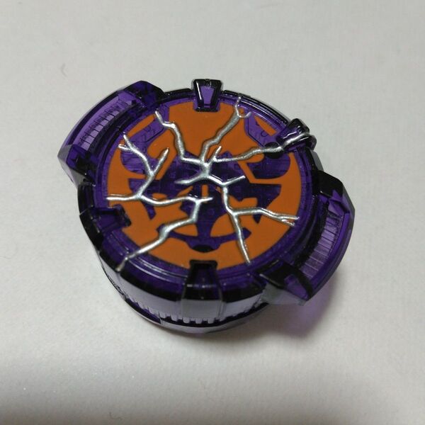 バッファコアID ひび割れver 仮面ライダーギーツ