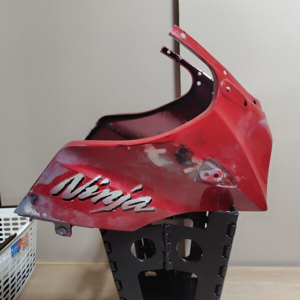 Ninja GPZ900R純正アッパーカウル 傷や汚れあり