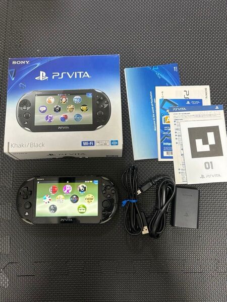 PS VITA PCH-2000 カーキ/黒