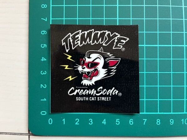 原宿ティミーブラック・ステッカーBig ラミネートUV加工済耐光性OK!