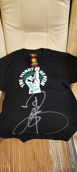 新日本プロレスTHE FLINKY HEADBUTT Tシャツ サイン入り DOOON TO WIN Lサイズ