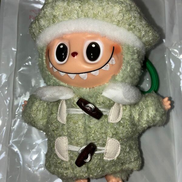 緑のラブブぬいぐるみキーホルダー 新品未使用