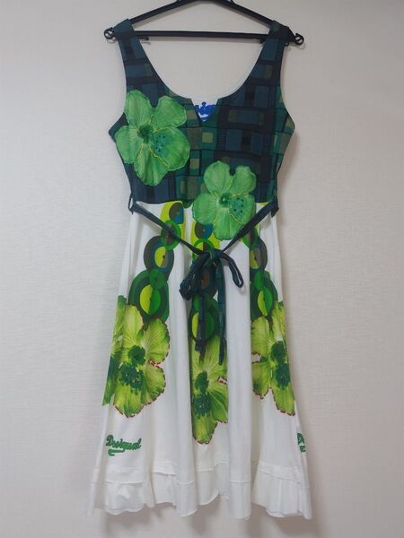 Desigual 花柄ワンピース ノースリーブ 緑 白 Mサイズ