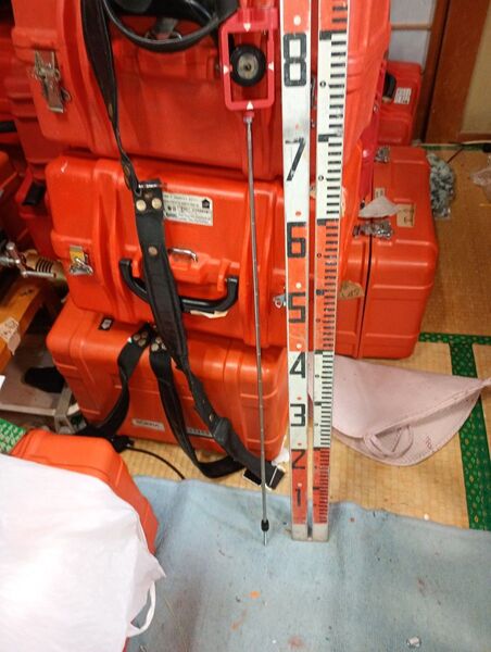 測量機器ニコン ピンポール プリズム 1式1000円値下げしました