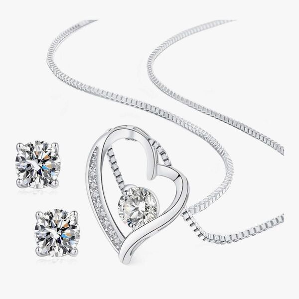 【新品】ハート型ネックレス スワロフスキー 高級ジルコニア プレゼント SWAROVSKI シルバー