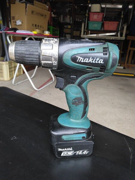 makita 充電式ドライバドリル モデル DF445D 14.4V バッテリージャンクオマケ