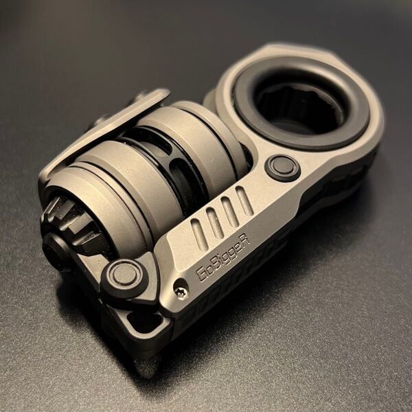 「正規品」GoBiggeR Sinian チタン製 フィジェットトイ 音叉 EDC