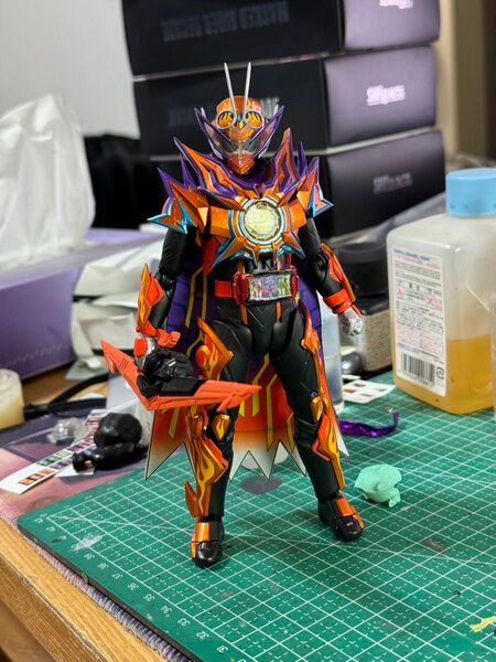 S.H.Figuarts仮面ライダーガッチャード カスタム
