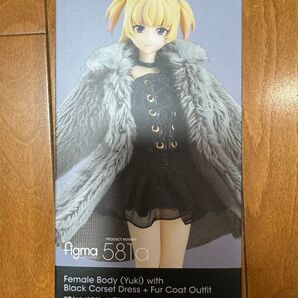 MAXFACTORY figma 女性body (ユウキ) with 黒コルセットワンピ+ファーコートコーデ
