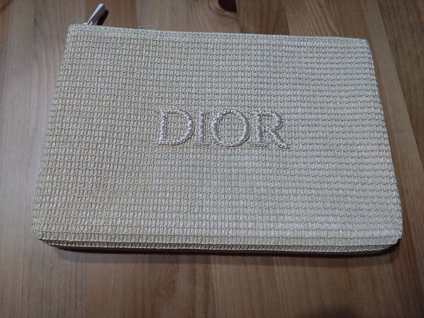 Dior ポーチ ノベルティ