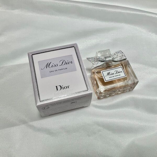 【新品未使用】ディオール DIOR ミスディオール オードゥ パルファン 5ml ミニサイズ