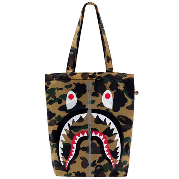 BAPE カモフラージュ シャークデザイン トートバッグ