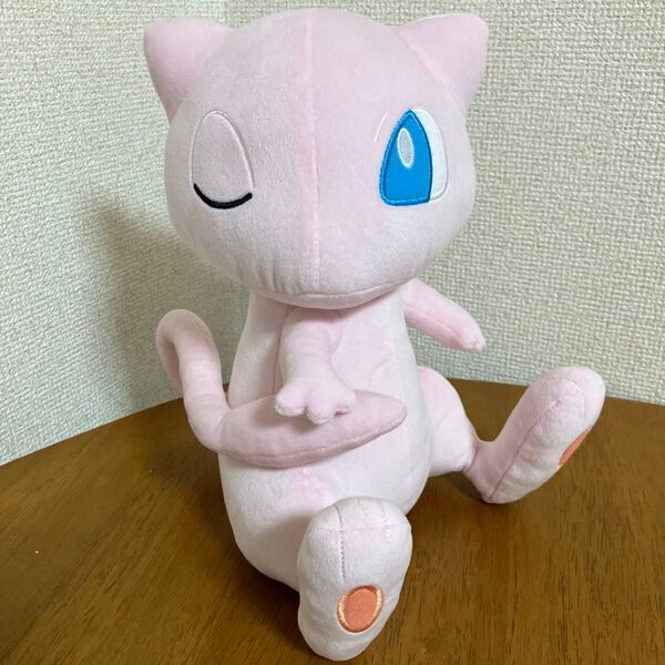 ポケットモンスター もふぐっとしっぽみてみて!ぬいぐるみ〜ミュウ〜