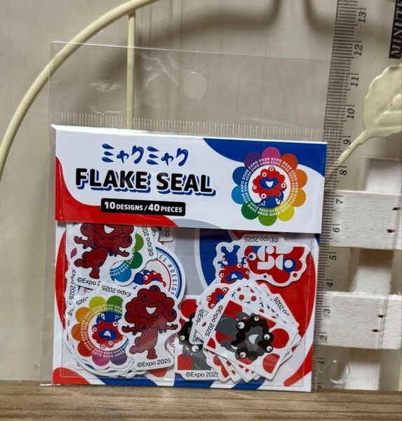 ミャクミャク 万博 フレークシール ステッカー EXPO2025 新品 カラフル