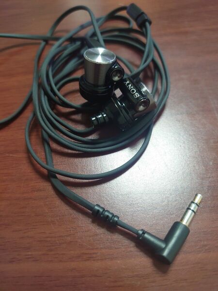 【動作確認済み】SONY MDR-XB70 ソニー イヤホン (イヤーピースなし)75 55 50