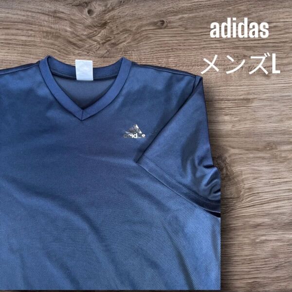 アディダス テイシャツ メンズL VネックTシャツ