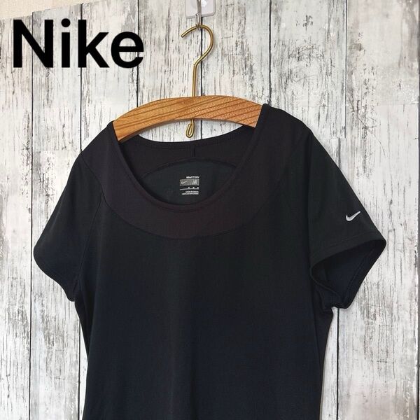 NIKE ナイキ 半袖 Tシャツ 黒 刺繍ロゴ有 NIKEFIT ブラック Mサイズ トレーニングウェア