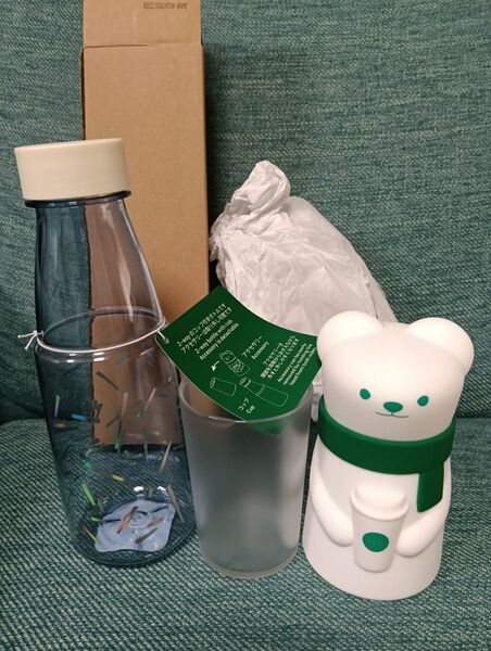 スターバックス STARBUCKS コップ付きボトル オコジョ 500ml 新品未使用品 スタバ サニーボトル