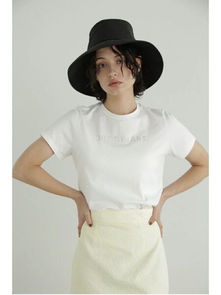 刺繍ロゴ ジルエンブロイダリーTシャツ JILL STUART 日本製 コットン ホワイト コンパクト 半袖Tシャツ